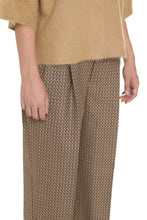 Load image into Gallery viewer, Peace motif jacquard trousers