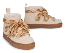 Load image into Gallery viewer, Suede snow boots