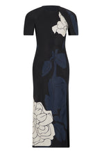 Load image into Gallery viewer, Midi dress with floral print