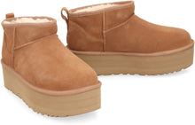 Load image into Gallery viewer, Classic Ultra Mini platform boots