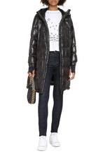 Load image into Gallery viewer, Rochelair long hooded down jacket
