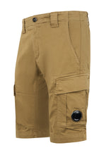 Load image into Gallery viewer, Cargo shorts with pockets
