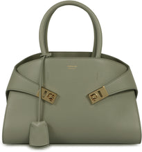 Load image into Gallery viewer, Hug S leather handbag
