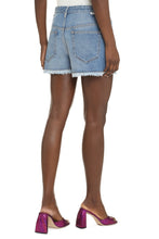 Load image into Gallery viewer, Lesia denim shorts