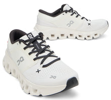 Load image into Gallery viewer, Sneakers with contrasting details