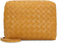 Load image into Gallery viewer, Loop leather crossbody bag