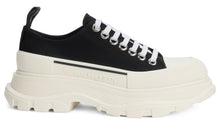 Load image into Gallery viewer, Low-top canvas sneakers