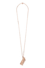 Load image into Gallery viewer, Sautoir necklace for lighters