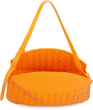 Load image into Gallery viewer, Flap leather shoulder bag