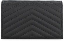 Load image into Gallery viewer, Envelope leather wallet on chain