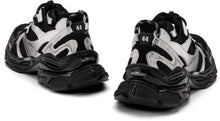 Load image into Gallery viewer, Low sneakers Balenciaga Runner