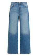 Load image into Gallery viewer, Jeans with wide legs