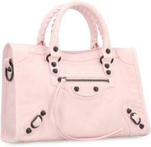 Load image into Gallery viewer, Little Leather Bag in the City