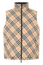 Load image into Gallery viewer, Quilted vest with check print
