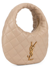 Load image into Gallery viewer, Icarino handbag in quilted nappa