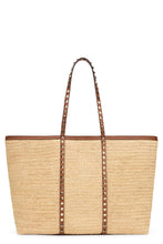 Load image into Gallery viewer, Rockstud bag in raffia