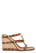 Load image into Gallery viewer, Wedge Sandal Rockstud In Calfskin With Cornely Embroidery