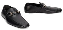 Load image into Gallery viewer, Loafers with buckle in leather