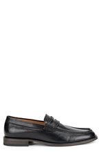 Load image into Gallery viewer, Leather loafers