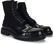 Load image into Gallery viewer, Suede lace-up boots