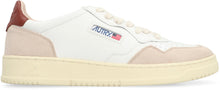Load image into Gallery viewer, Medalist Leather low-top sneakers