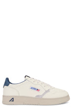 Load image into Gallery viewer, Low-top sneakers Medalist