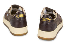 Load image into Gallery viewer, Sneakers with high sole