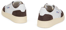 Load image into Gallery viewer, Sneakers with details in suede