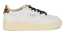 Load image into Gallery viewer, Sneakers with leopard details
