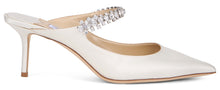 Load image into Gallery viewer, Pointed décolletage with rhinestones