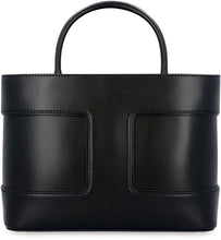 Load image into Gallery viewer, Faux leather hand bag