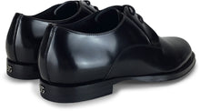 Load image into Gallery viewer, Elegant black shiny leather shoe