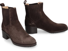 Load image into Gallery viewer, Suede ankle boots