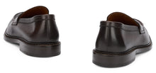 Load image into Gallery viewer, Loafers in leather