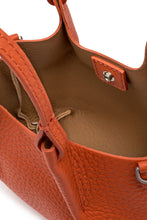 Load image into Gallery viewer, Dua Leather handbag