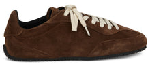 Load image into Gallery viewer, Sneakers in Suede