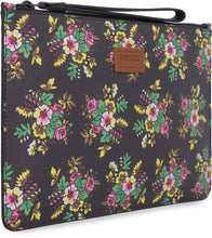 Load image into Gallery viewer, Printed leather clutch
