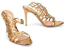 Load image into Gallery viewer, Metallic leather sandals