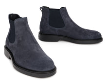 Load image into Gallery viewer, Ankle boot in leather