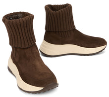 Load image into Gallery viewer, Suede ankle boots