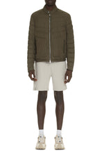 Load image into Gallery viewer, Maurienne short down jacket