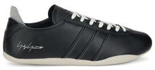 Load image into Gallery viewer, Sleek sneakers