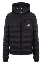 Load image into Gallery viewer, Padded jacket Verith with hood