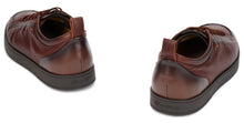 Load image into Gallery viewer, Sneakers in leather