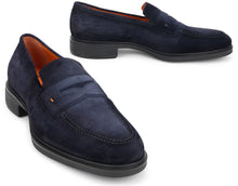 Load image into Gallery viewer, Suede loafers