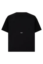 Load image into Gallery viewer, T-shirt with embroidered logo