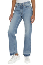 Load image into Gallery viewer, 90s fit jeans