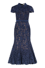 Load image into Gallery viewer, Midi dress in guipure lace