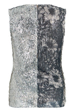Load image into Gallery viewer, Floral top with sequins
