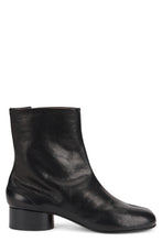 Load image into Gallery viewer, Tabi ankle boots in nappa